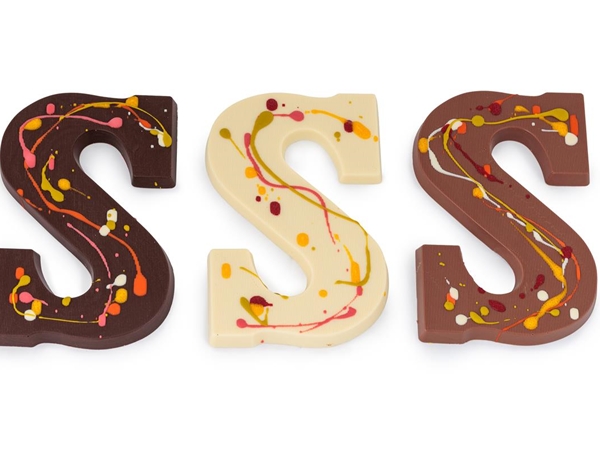 witte chocolade letter 200 gram (kleur)